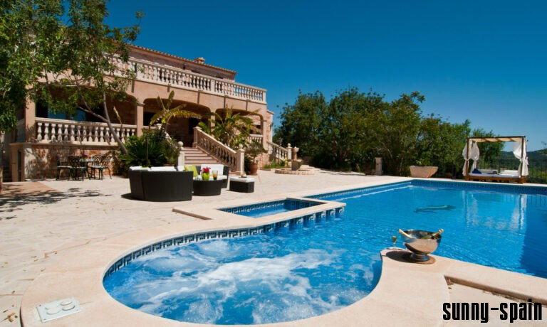 Traumhafte Panoramalage mit Pool und Meerblick - Bild# 2