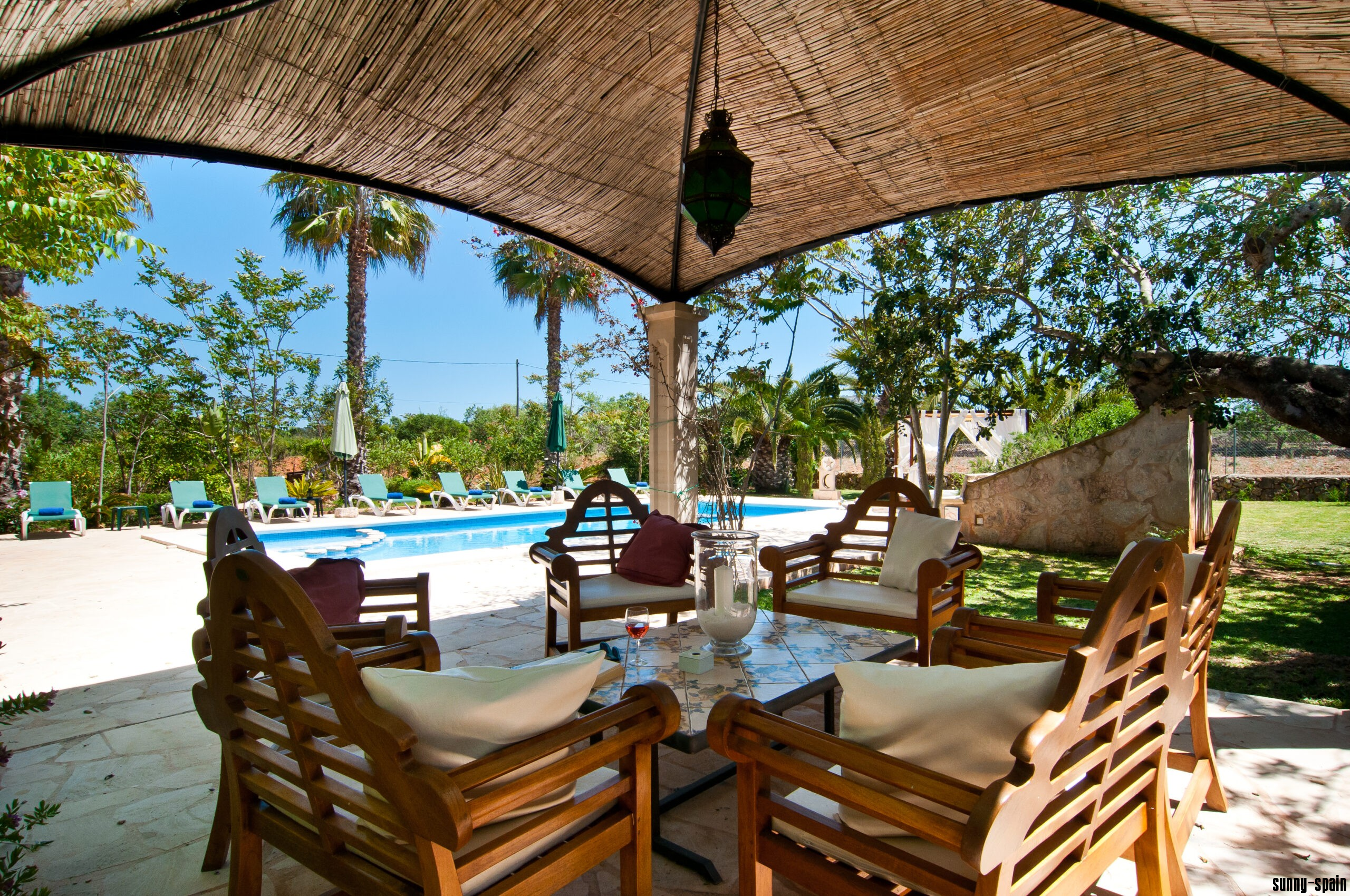 Exklusiver Rückzugsort mit Pool und mediterranem Charme - Bild# 4