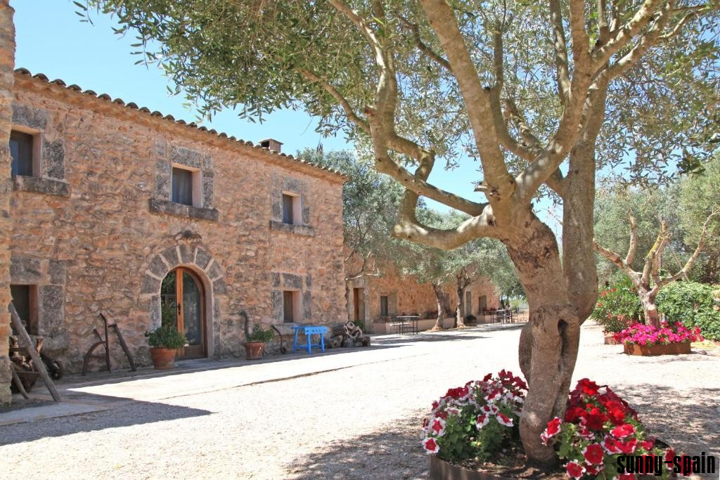 Mallorquinische Traumfinca mit Pool, Garten & Stränden in der Nähe – Ruhige Lage bei Llucmajo - Bild# 1