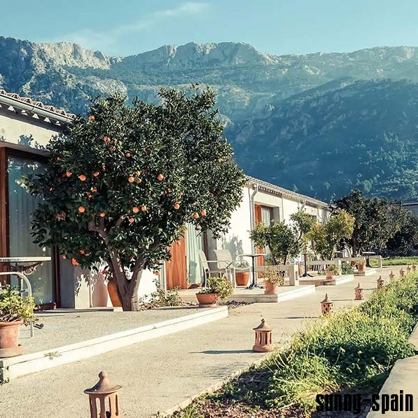 Luxuriöses Boutique-Finca-Hotel in Sóller – Orangenhaine, Pools & Tramuntana-Blick - Bild# 1